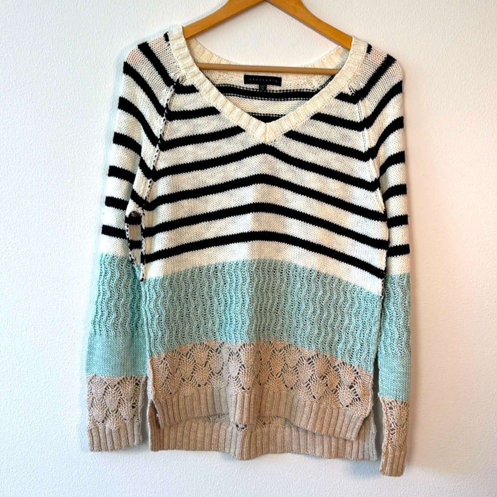 EUC Sanctuary Sweater, Size Medium